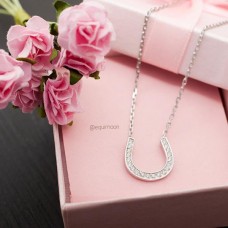 Колье Подкова с дорожкой Swarovski серебро, EQUIMOON Колье Подкова с дорожкой Swarovski серебро, EQUIMOON